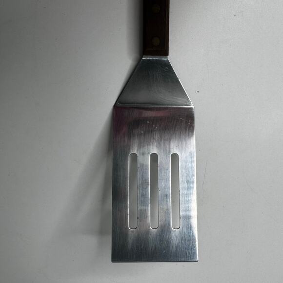 Vintage Household Japan Stainless Slotted Short Spatula Turner Wood Handle - Picture 4 of 7